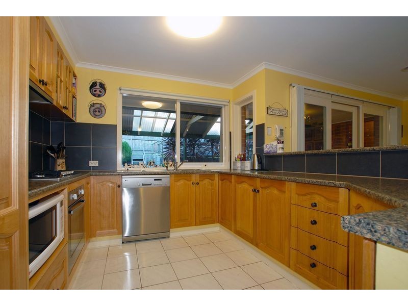 3 Waratah Court, Langwarrin VIC 3910
