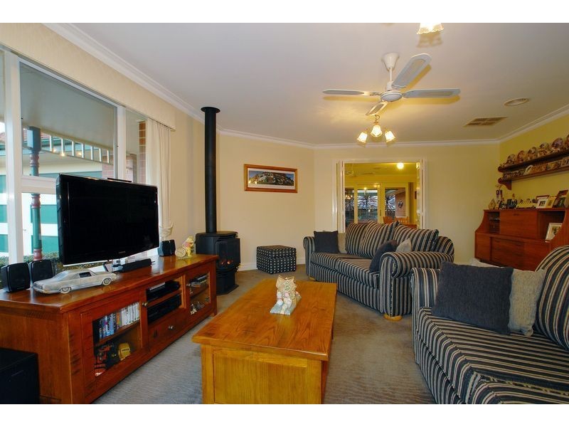 3 Waratah Court, Langwarrin VIC 3910