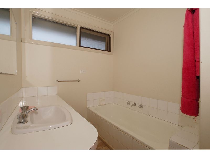 125 Cranbourne Road, Langwarrin VIC 3910