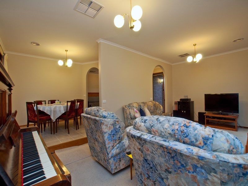 30 Malcolm Road, Langwarrin VIC 3910