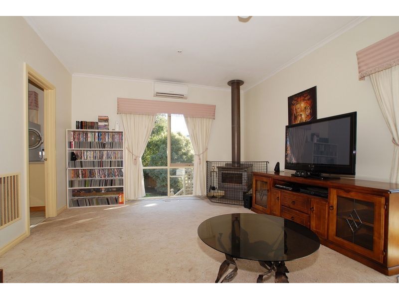 11 Micheala Court, Langwarrin VIC 3910