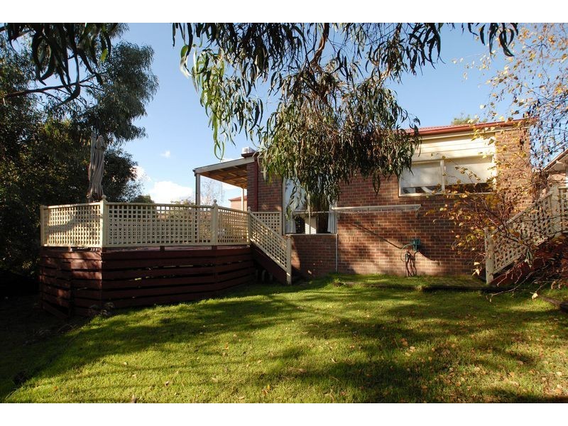 11 Micheala Court, Langwarrin VIC 3910