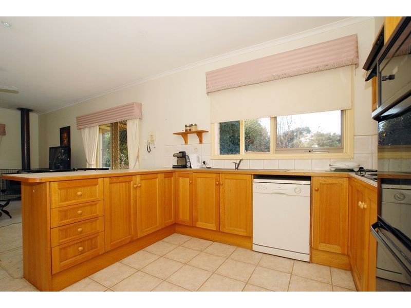 11 Micheala Court, Langwarrin VIC 3910