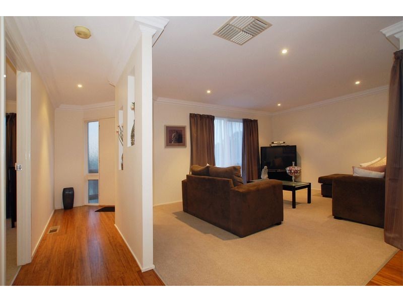 12 Monique Drive, Langwarrin VIC 3910