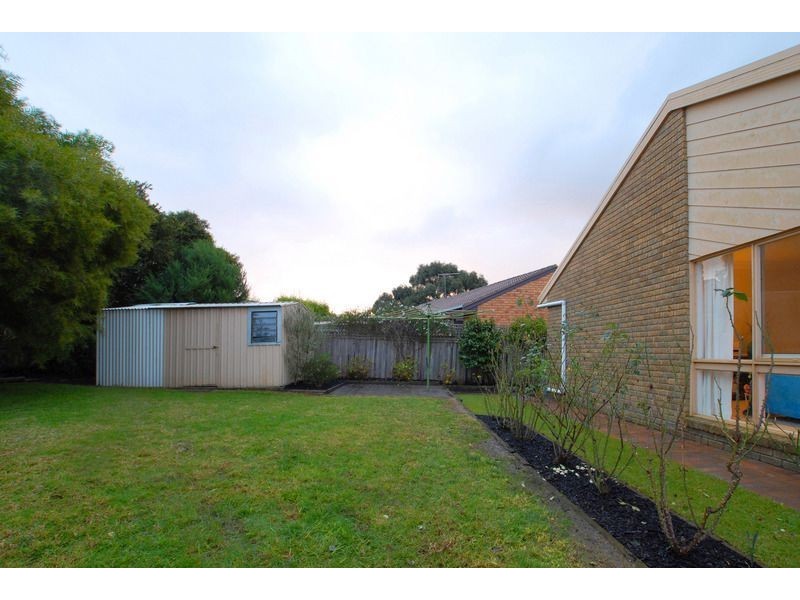 12 Monique Drive, Langwarrin VIC 3910