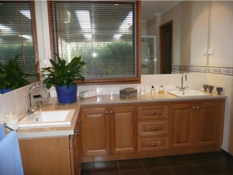 15 Australis Close, Langwarrin VIC 3910