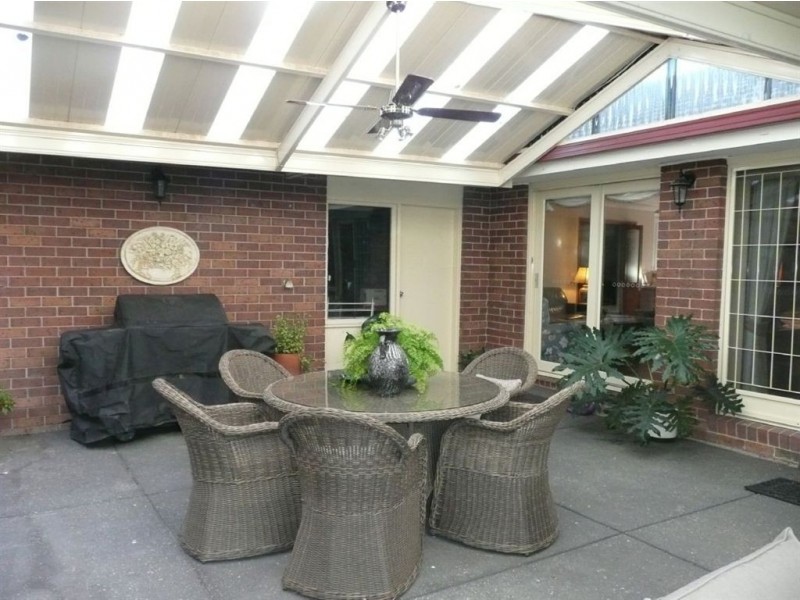 15 Australis Close, Langwarrin VIC 3910