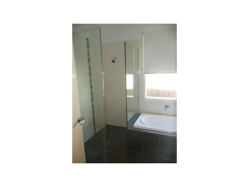 1/8 Lawrey Street, Frankston VIC 3199