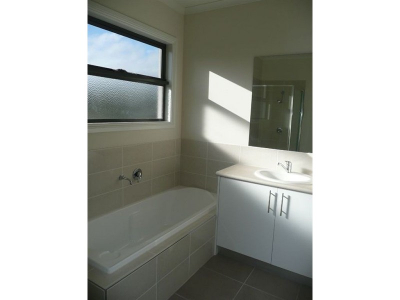 1/53 Culcairn Drive, Frankston South VIC 3199