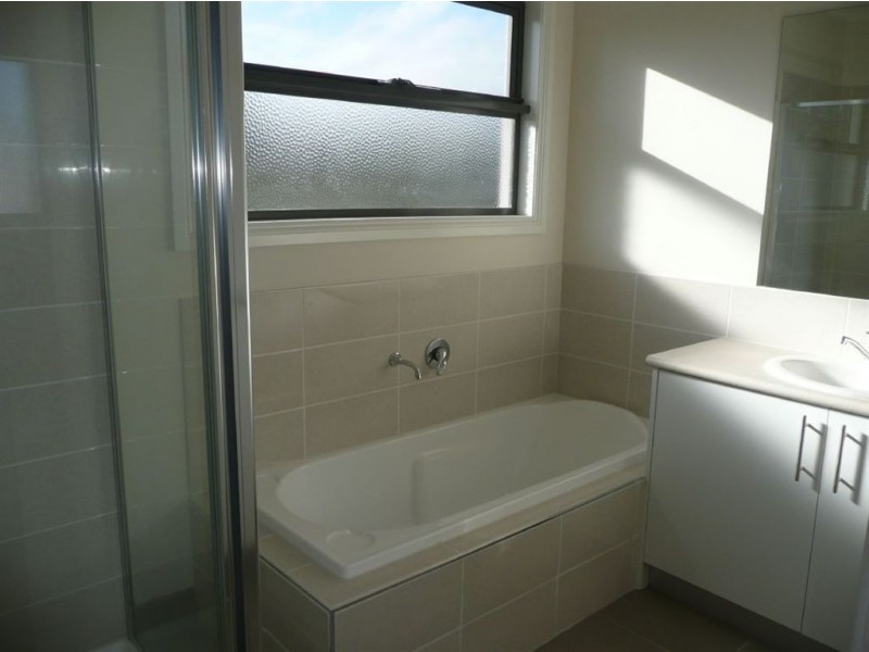 3/55 Culcairn Drive, Frankston South VIC 3199