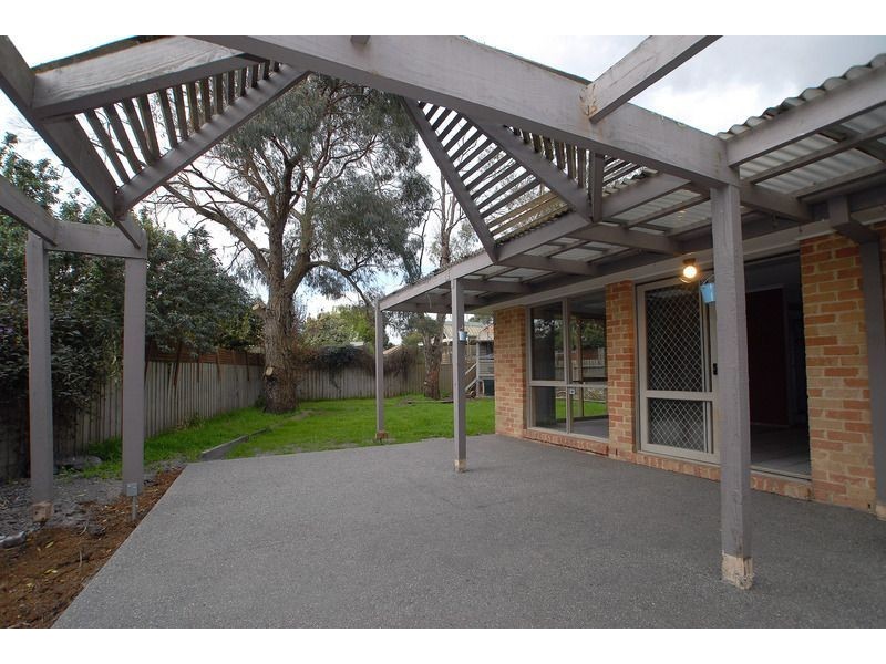 68 Quarry Road, Langwarrin VIC 3910