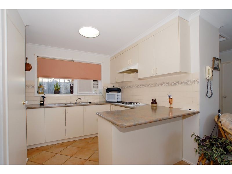 8 Noel Road, Langwarrin VIC 3910