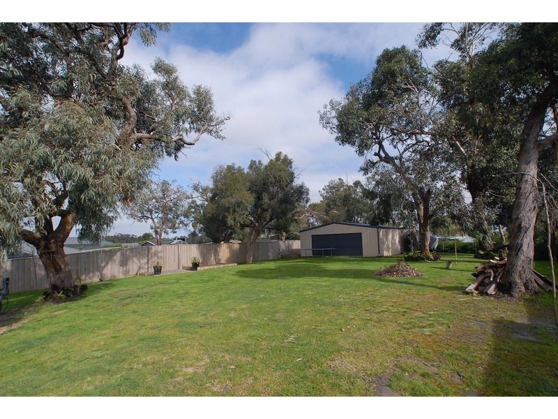 12 Woodrush Drive, Langwarrin VIC 3910