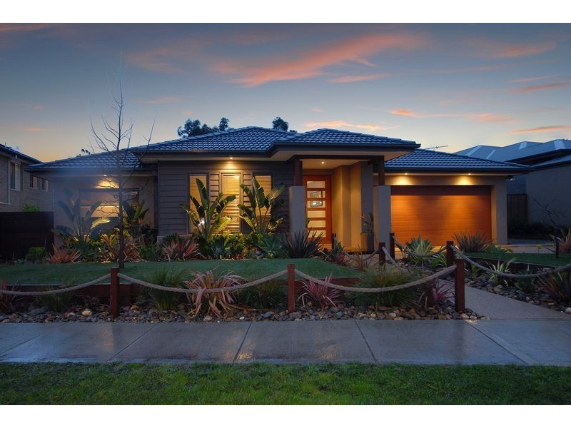 12 Woodrush Drive, Langwarrin VIC 3910