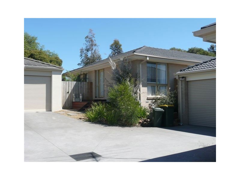 2/7 Evergreen Way, Langwarrin VIC 3910