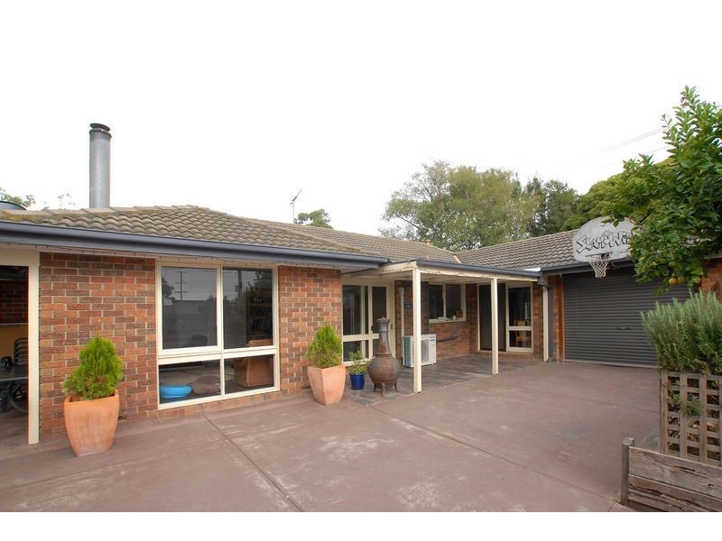 418 McClelland Drive, Langwarrin VIC 3910