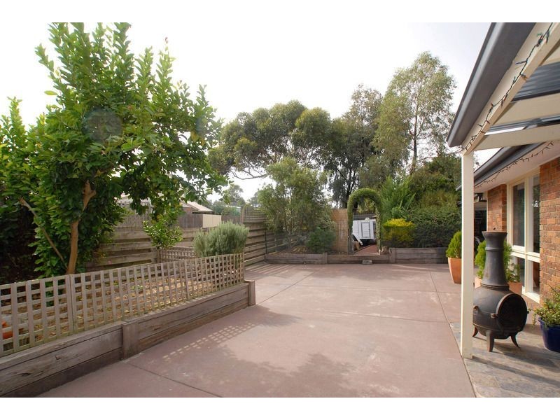 418 McClelland Drive, Langwarrin VIC 3910