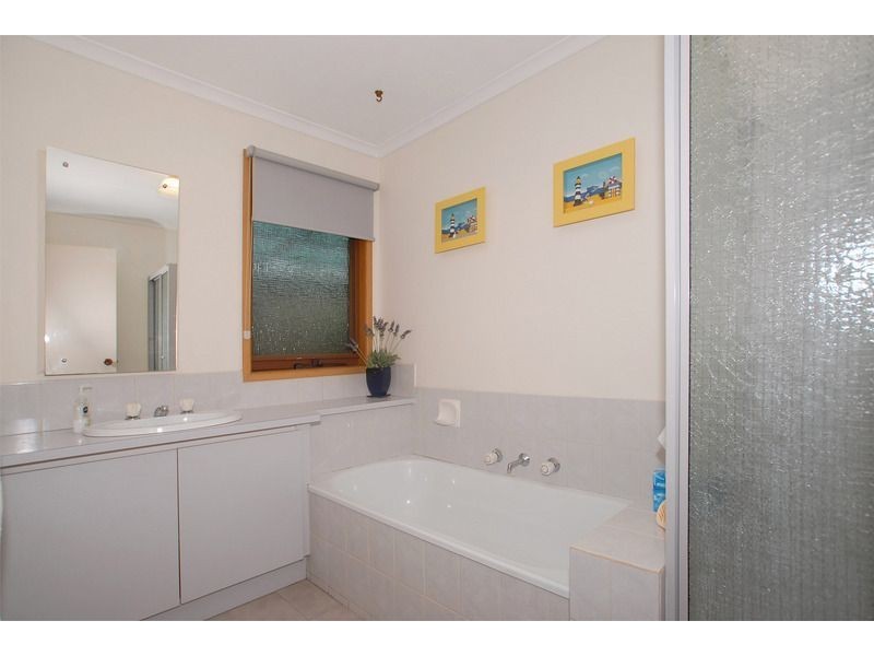 9 Chandos Place, Langwarrin VIC 3910