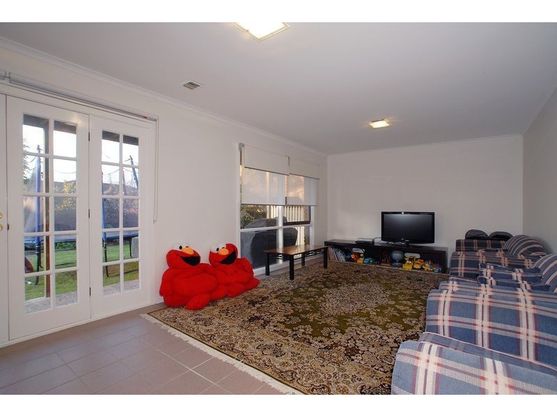 26 Olearia Crescent, Langwarrin VIC 3910