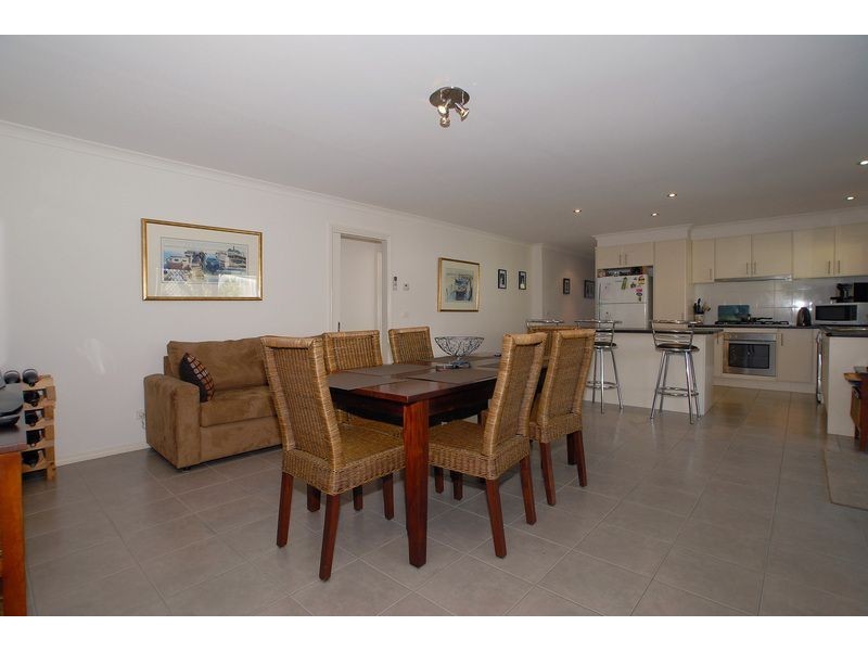 8 Trentham Way, Langwarrin VIC 3910