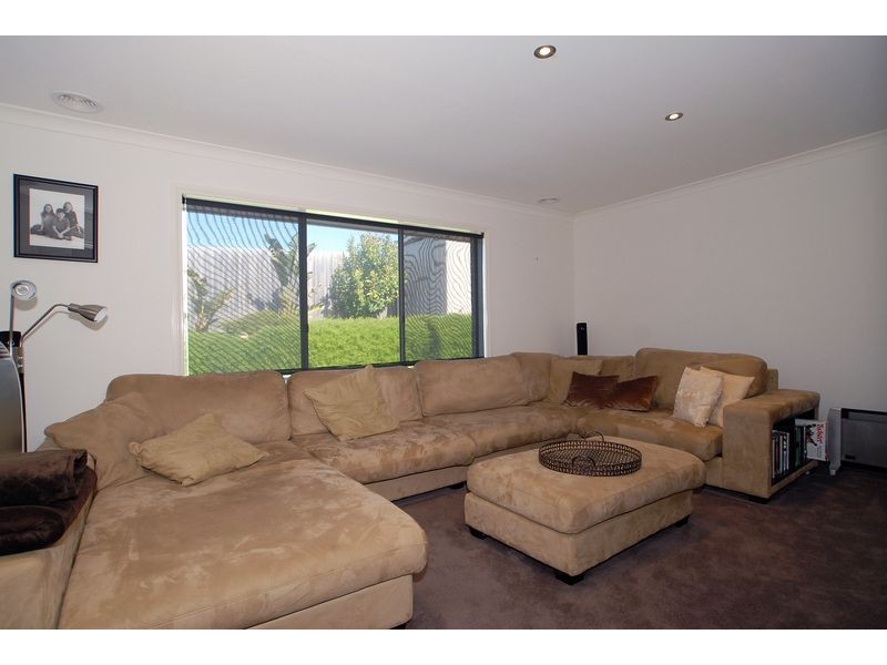 8 Trentham Way, Langwarrin VIC 3910