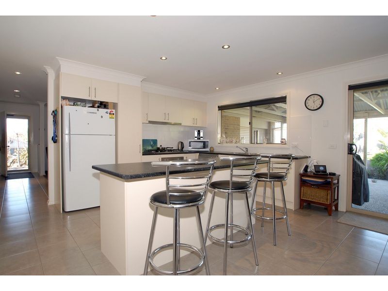 8 Trentham Way, Langwarrin VIC 3910