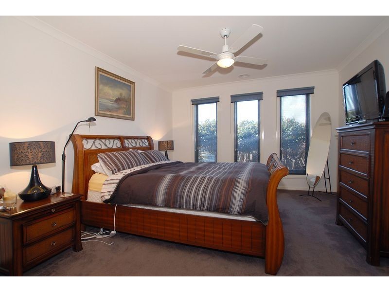 8 Trentham Way, Langwarrin VIC 3910