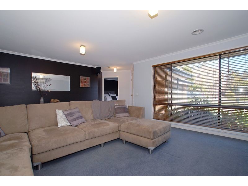 18 Julie Court, Langwarrin VIC 3910