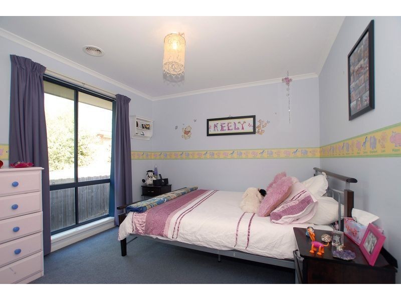 18 Julie Court, Langwarrin VIC 3910