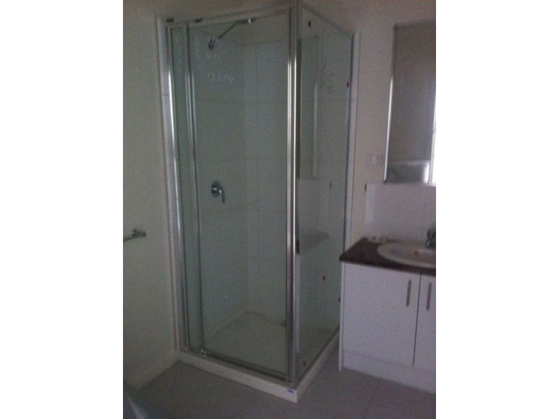 11/6 Serra Close, Langwarrin VIC 3910