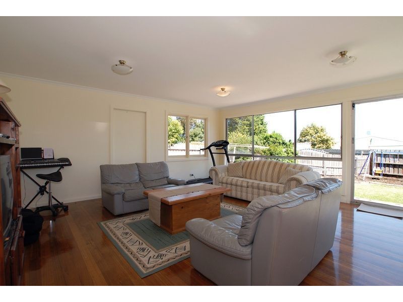13 Burgess Drive, Langwarrin VIC 3910