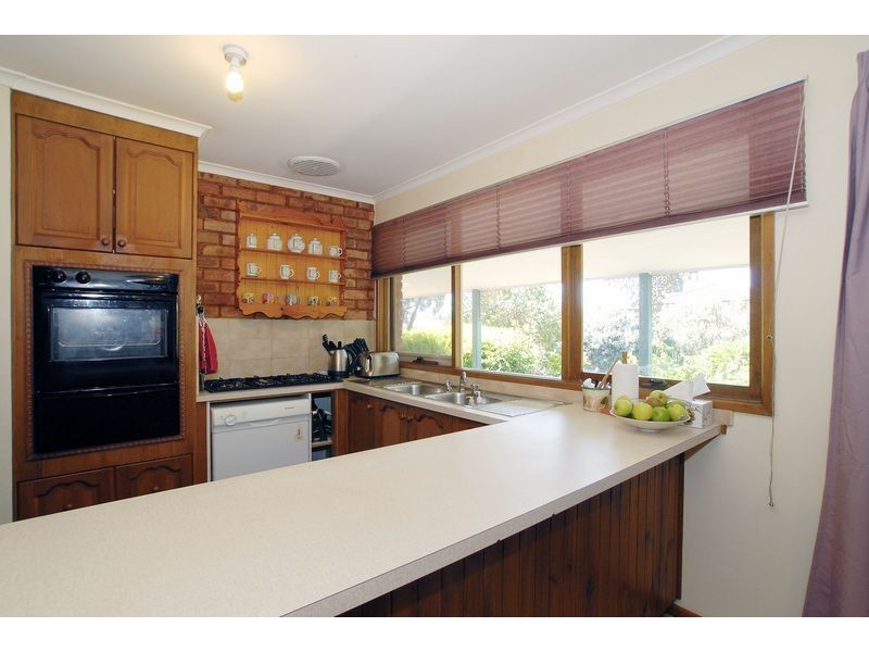 13 Burgess Drive, Langwarrin VIC 3910