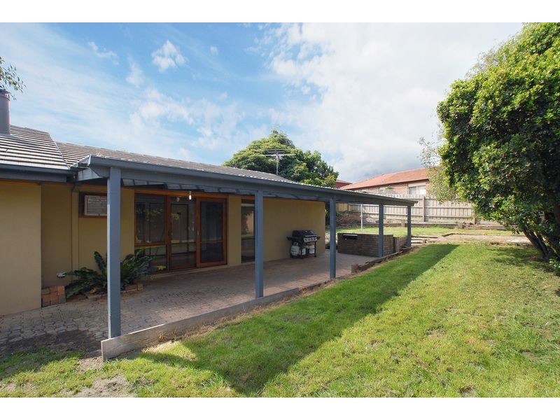 13 Greenacres Court, Langwarrin VIC 3910