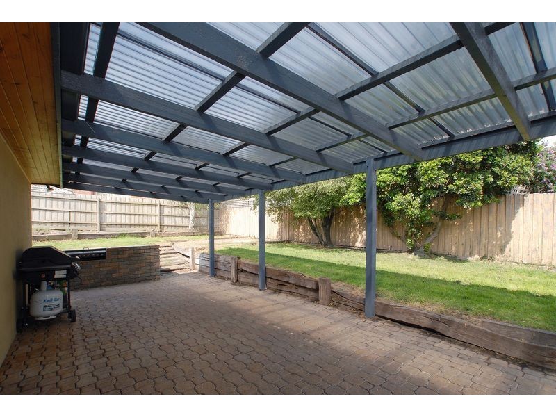 13 Greenacres Court, Langwarrin VIC 3910