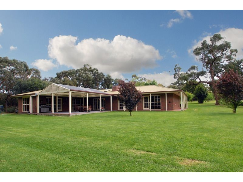 18 Nirvana Close, Langwarrin South VIC 3911