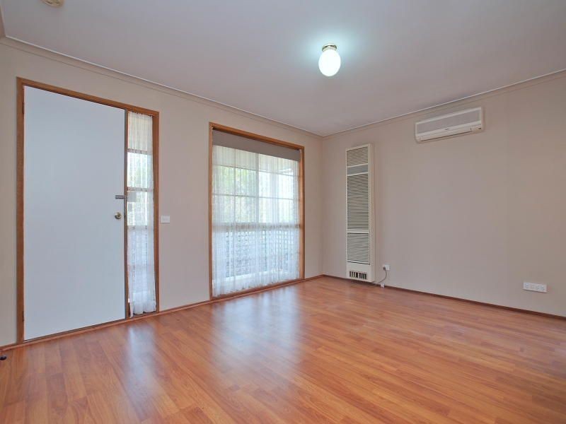 10/10 Lemnian Court, Langwarrin VIC 3910