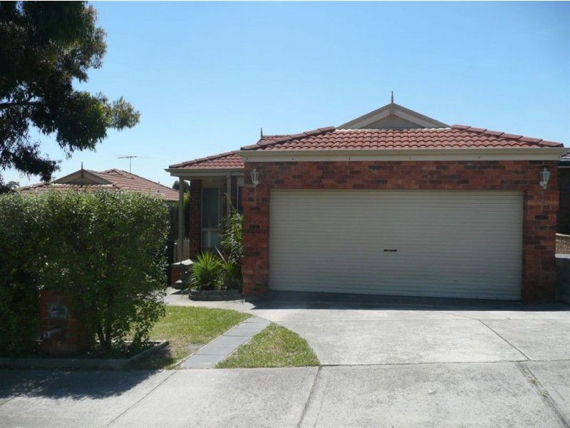 16 Julie Court, Langwarrin VIC 3910