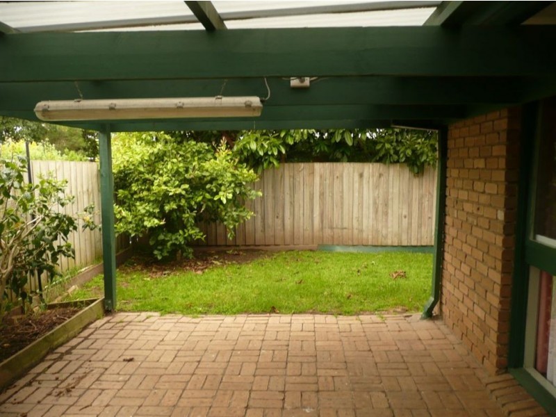 8 Lloyd Street, Langwarrin VIC 3910