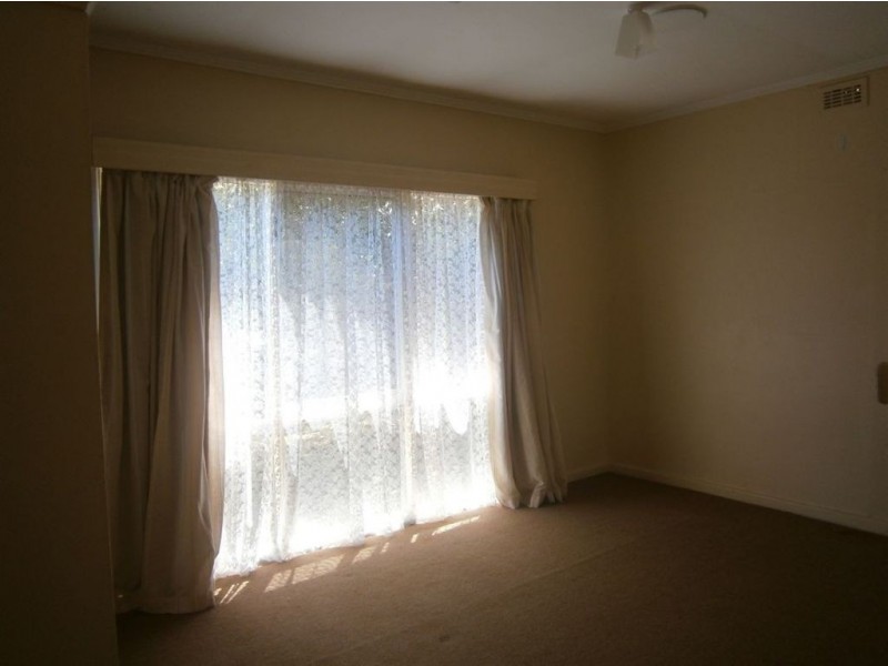 95A Roslyn Avenue, Seaford VIC 3198