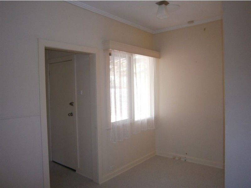 95A Roslyn Avenue, Seaford VIC 3198