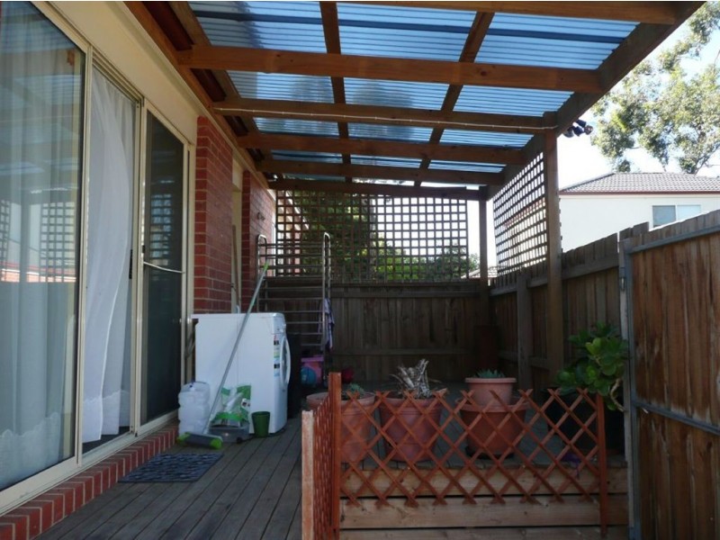 4/2 Edward Street, Langwarrin VIC 3910