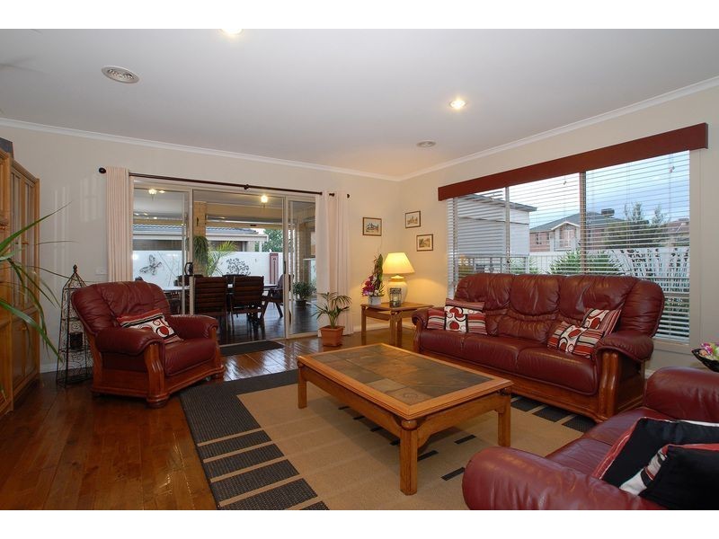 2 Valentine Road, Langwarrin VIC 3910