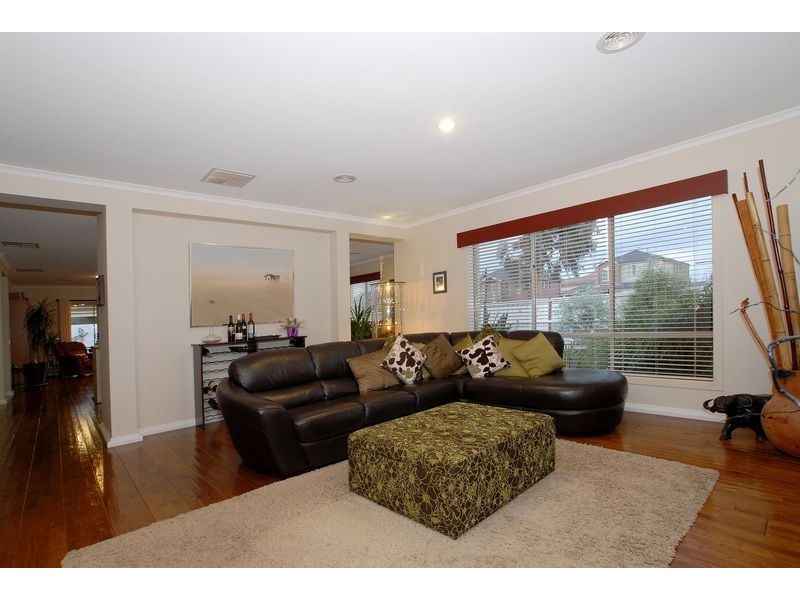 2 Valentine Road, Langwarrin VIC 3910