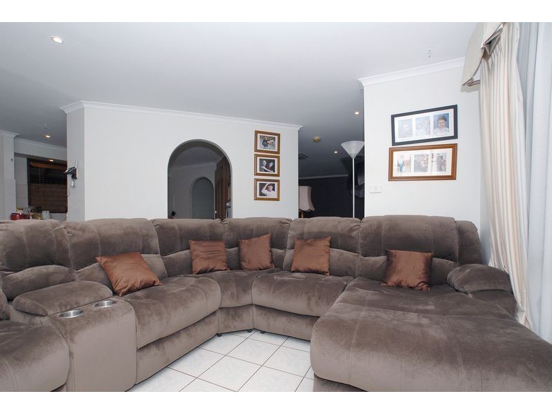 9 Kurrajong Court, Cranbourne North VIC 3977