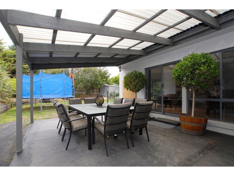 48 Cotoneaster Way, Langwarrin VIC 3910