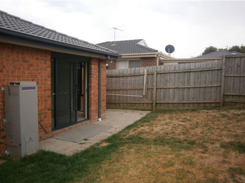 14 Daniel Drive, Langwarrin VIC 3910