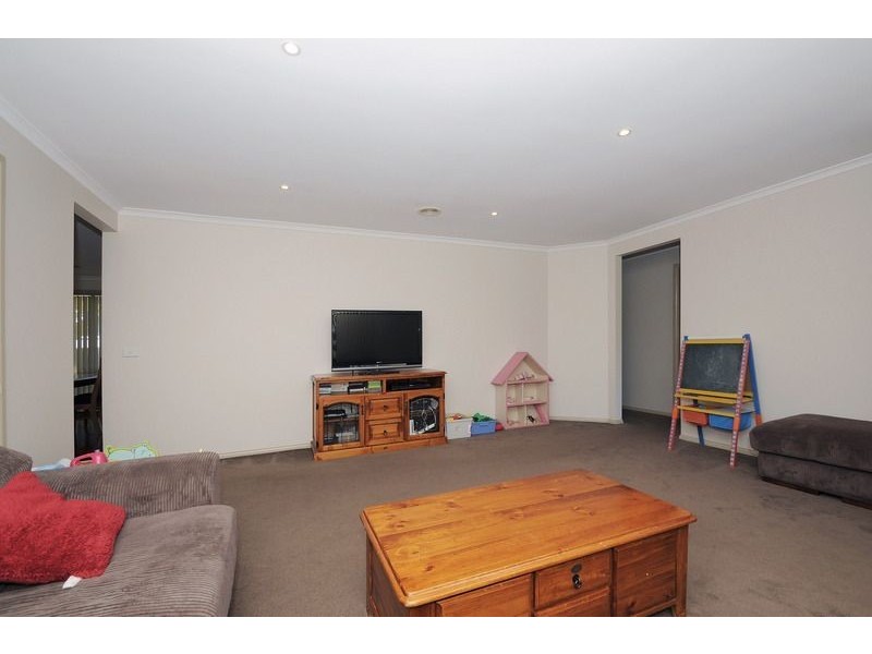 19 Evergreen Way, Langwarrin VIC 3910