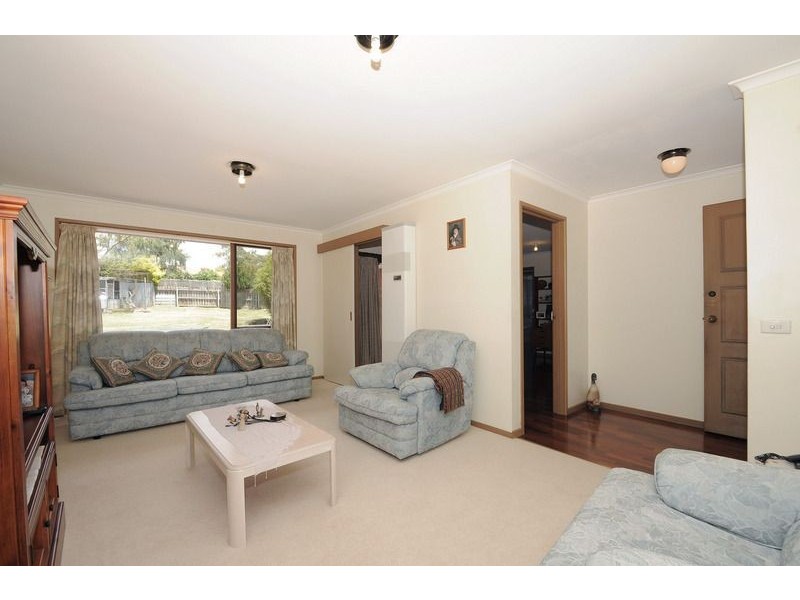 27 Hornsby Drive, Langwarrin VIC 3910