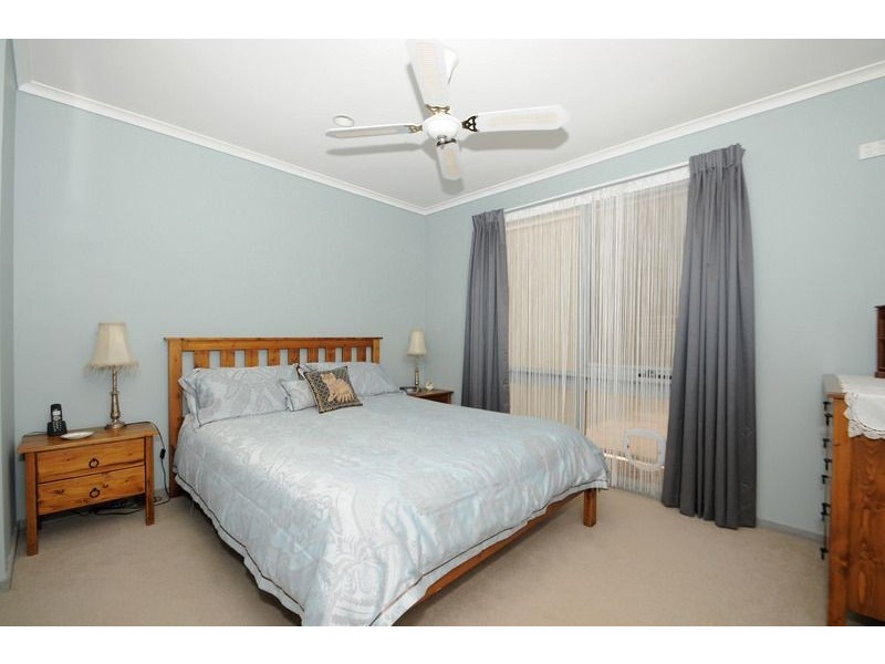 1 Natalie Court, Langwarrin VIC 3910