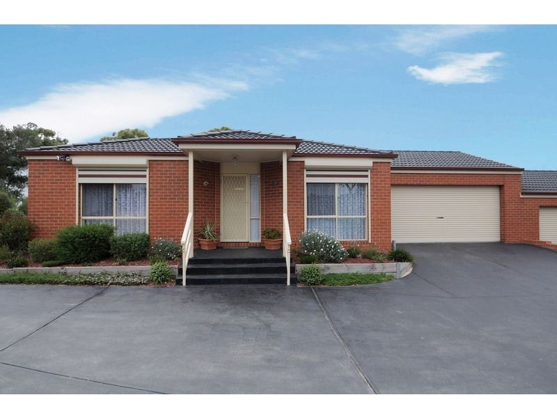 14/2 Edward Street, Langwarrin VIC 3910